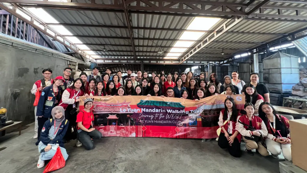 Le Yuan Mandarin Walking Tour